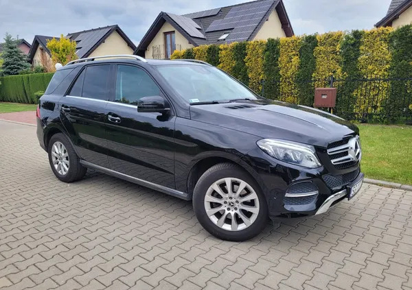 samochody osobowe Mercedes-Benz GLE cena 113900 przebieg: 101500, rok produkcji 2017 z Gliwice